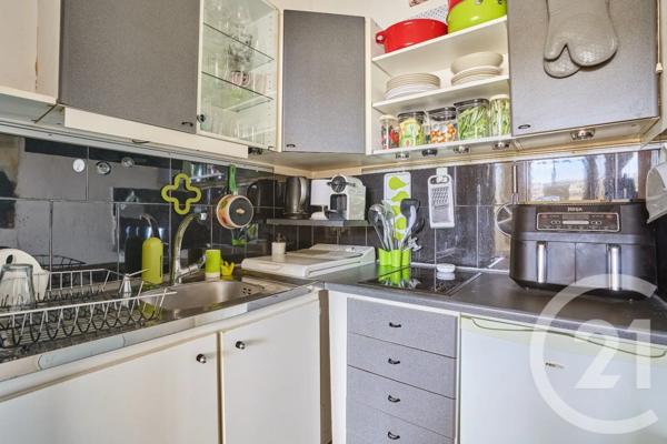 Appartement F1 à vendre  1 pièce - 32 m 2   LEVALLOIS PERRET  - 92