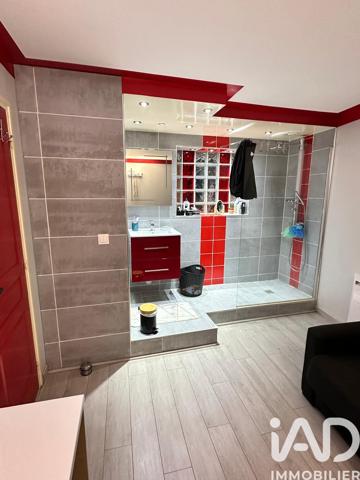 Immeuble à vendre 235 m² Corbeil-Essonnes