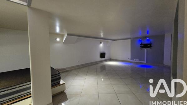 Immeuble à vendre 235 m² Corbeil-Essonnes