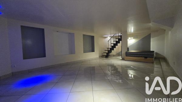 Immeuble à vendre 235 m² Corbeil-Essonnes