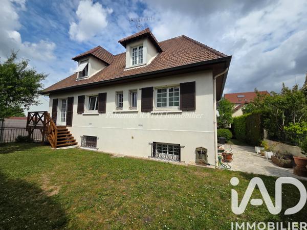 Maison à vendre 8 pièces 175 m² Carrières-sur-Seine