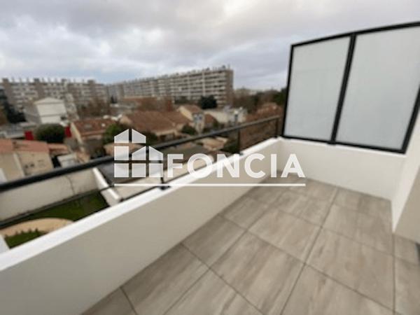 Location Appartement 2 pièces 44.07 m² - 7 BOULEVARD DES TRINITAIRES Marseille 13009