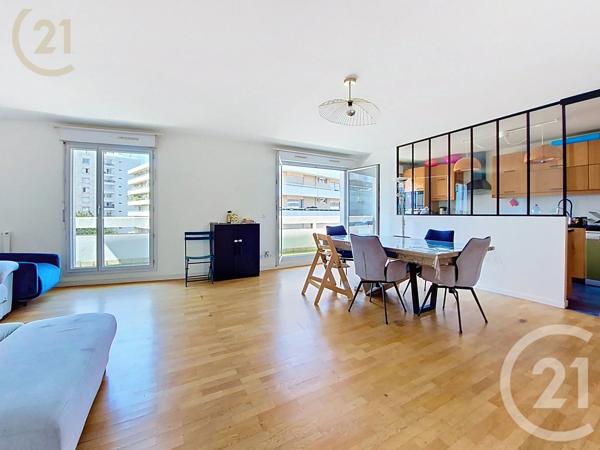 Appartement F5 à vendre  5 pièces - 136,01 m 2   LEVALLOIS PERRET  - 92