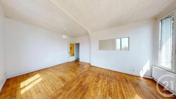 Appartement F2 à vendre  2 pièces - 41,70 m 2   ST DENIS  - 93