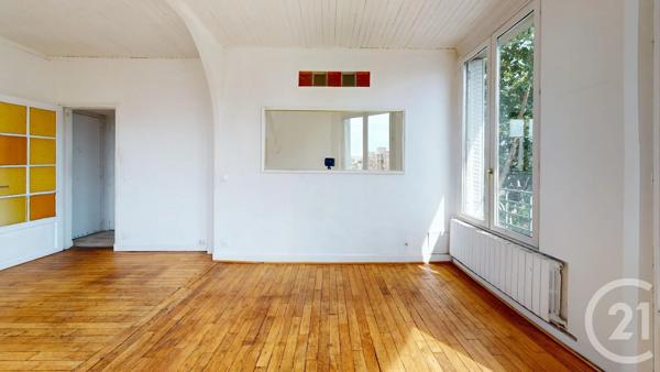 Appartement F2 à vendre  2 pièces - 41,70 m 2   ST DENIS  - 93