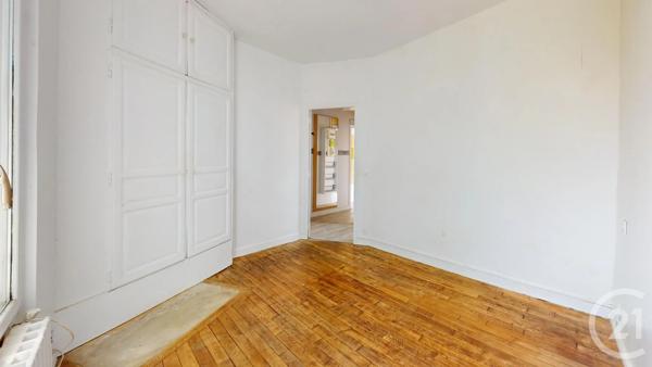 Appartement F2 à vendre  2 pièces - 41,70 m 2   ST DENIS  - 93