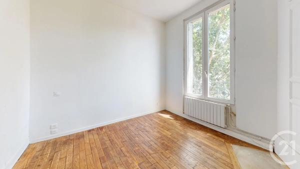 Appartement F2 à vendre  2 pièces - 41,70 m 2   ST DENIS  - 93