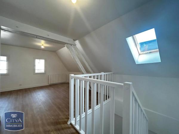 Appartement à louer 4 pièces 73.75m² Chartres (28000)