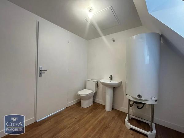 Appartement à louer 4 pièces 73.75m² Chartres (28000)