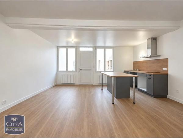 Appartement à louer 4 pièces 73.75m² Chartres (28000)