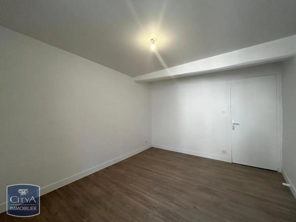 Appartement à louer 4 pièces 73.75m² Chartres (28000)