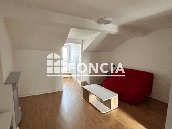 Location Studio meublé 22.78 m² - 15 RUE DE VILLARIS Limoges 87000