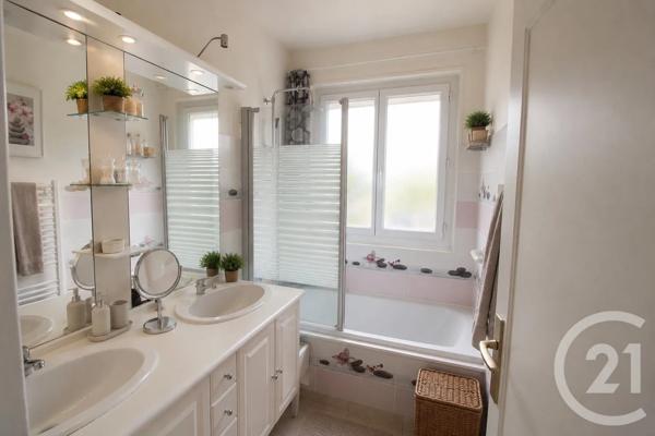 Maison à vendre  4 pièces - 95,13 m 2   ST VALERY EN CAUX  - 76