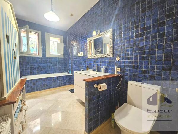 Maison familiale avec studio indépendant sur 1612m²