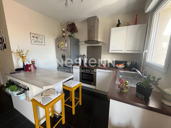 Haute-Indre,, appartement 1 chambre, balcon + parking