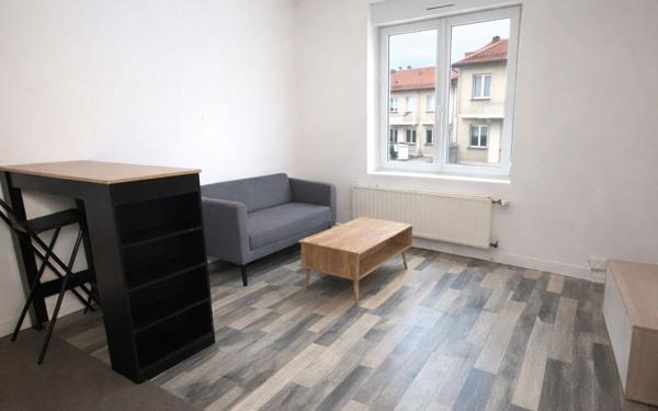 Appartement à louer    2 pièces • 29,95 m2 Saint-Quentin