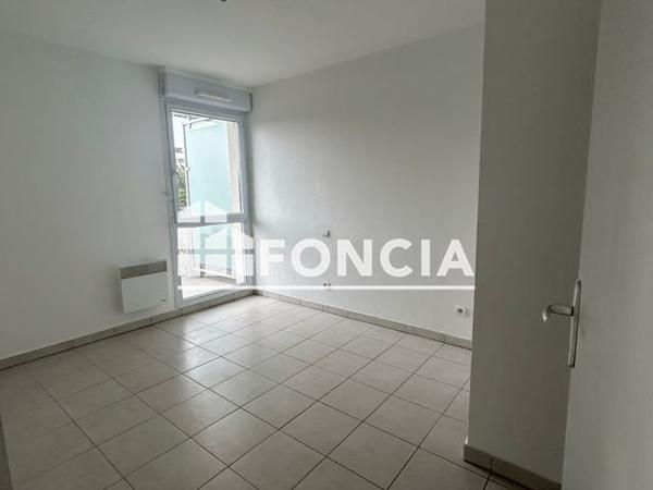 Location Appartement 2 pièces 32.49 m² - 1171 ROUTE DE L'AERODROME Montfavet 84140