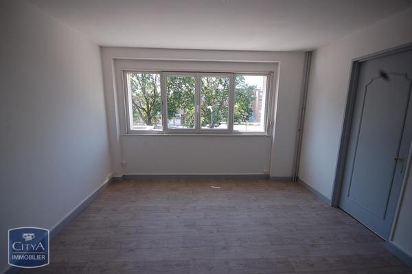 Appartement à louer 3 pièces 89.31m² Maubeuge (59600)