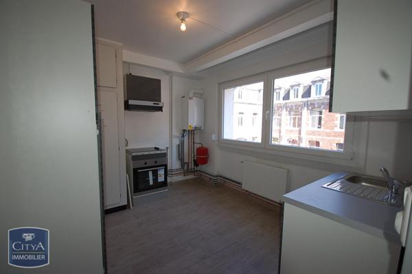 Appartement à louer 3 pièces 89.31m² Maubeuge (59600)