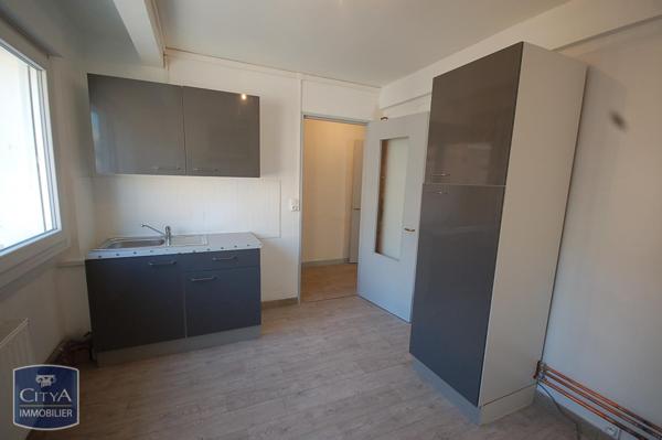 Appartement à louer 3 pièces 89.31m² Maubeuge (59600)