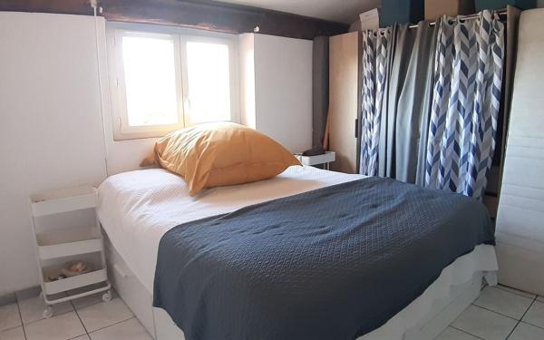 Appartement à vendre    6 pièces • 108 m2 Toulon