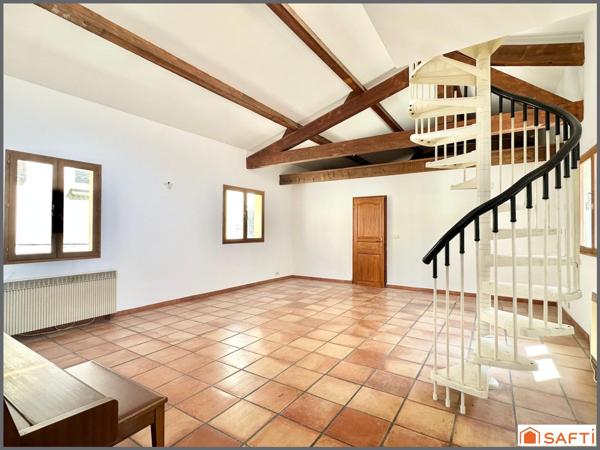 T3 avec terrasse et garage Intra-muros d'AVIGNON