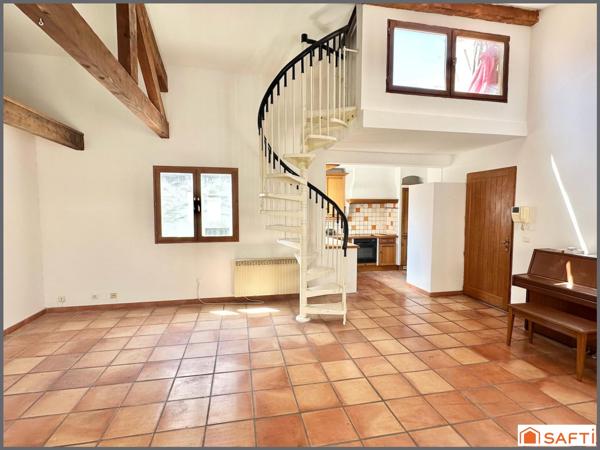 T3 avec terrasse et garage Intra-muros d'AVIGNON