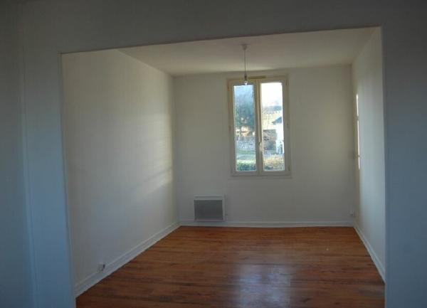 Immeuble à vendre    7 pièces • 123 m2 Saint-Satur