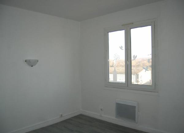 Immeuble à vendre    7 pièces • 123 m2 Saint-Satur