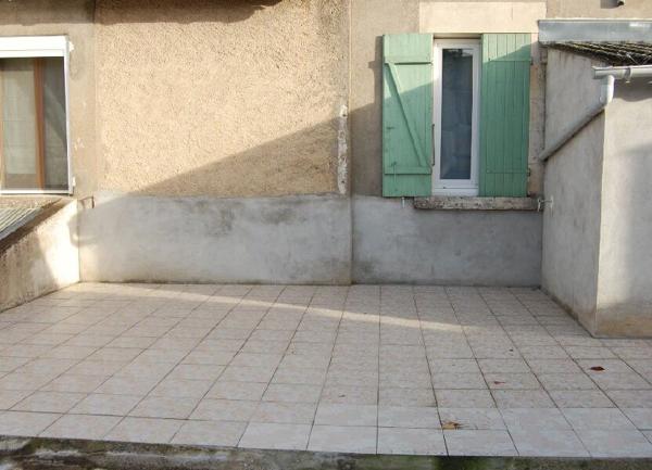 Immeuble à vendre    7 pièces • 123 m2 Saint-Satur