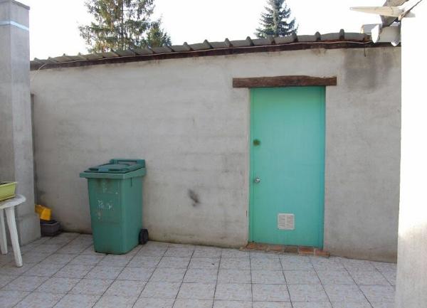 Immeuble à vendre    7 pièces • 123 m2 Saint-Satur