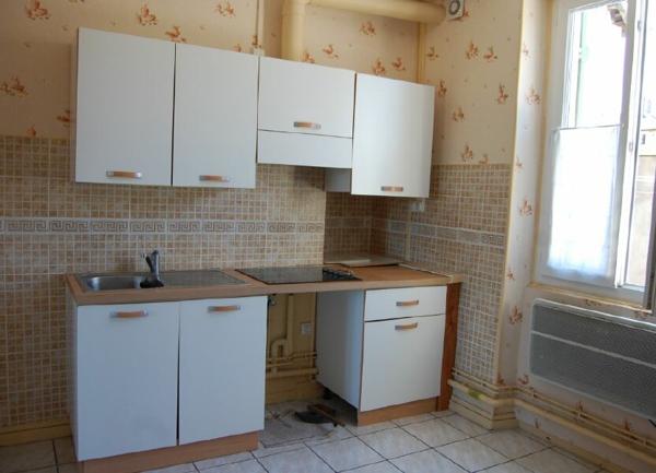 Immeuble à vendre    7 pièces • 123 m2 Saint-Satur