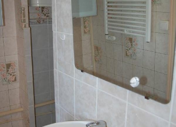 Immeuble à vendre    7 pièces • 123 m2 Saint-Satur