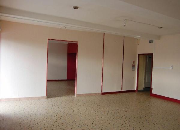 Immeuble à vendre    7 pièces • 123 m2 Saint-Satur