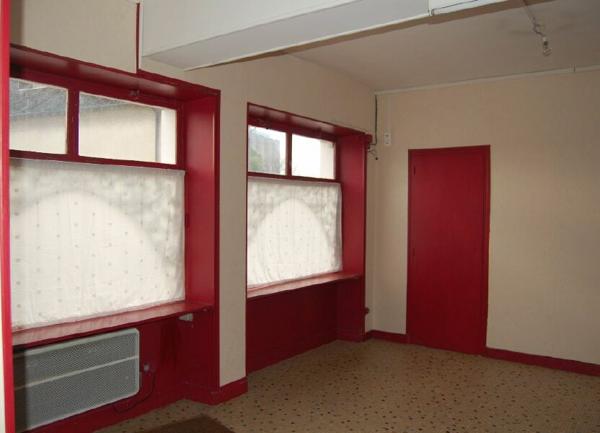 Immeuble à vendre    7 pièces • 123 m2 Saint-Satur