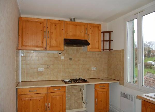 Immeuble à vendre    7 pièces • 123 m2 Saint-Satur