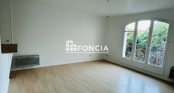 Location Studio 29.82 m² - Limeil-brévannes 94450