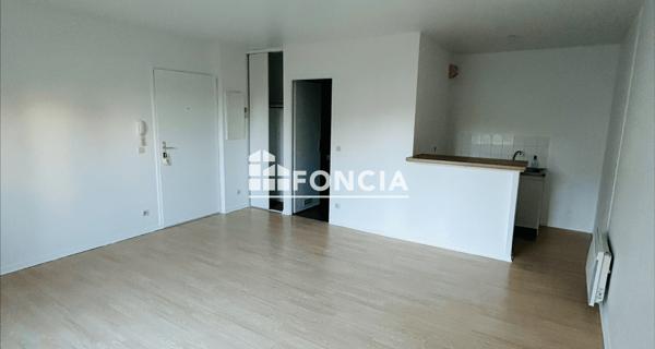 Location Studio 29.82 m² - Limeil-brévannes 94450