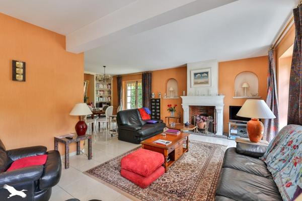 Maison à vendre 421 200 € Cognac 8 p 210 m² DPE E