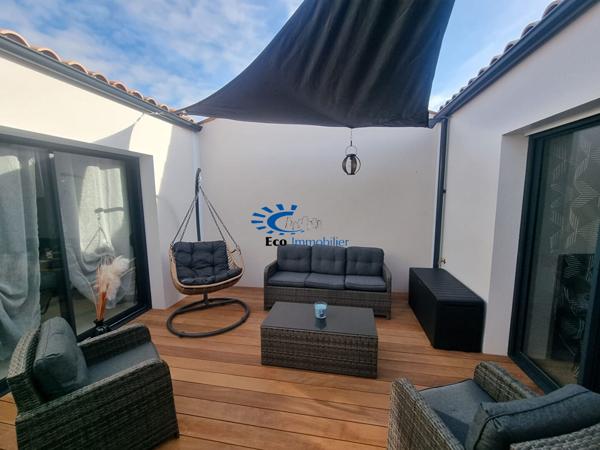 FERRIERES MAISON 6 PIECES PISCINE GARAGE JARDIN  Ferrieres