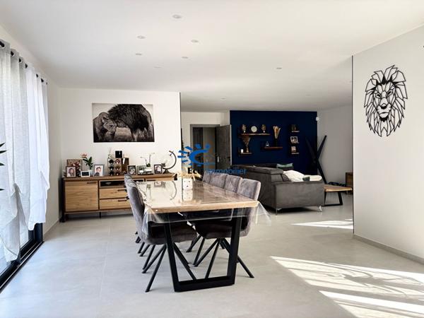 FERRIERES MAISON 6 PIECES PISCINE GARAGE JARDIN  Ferrieres