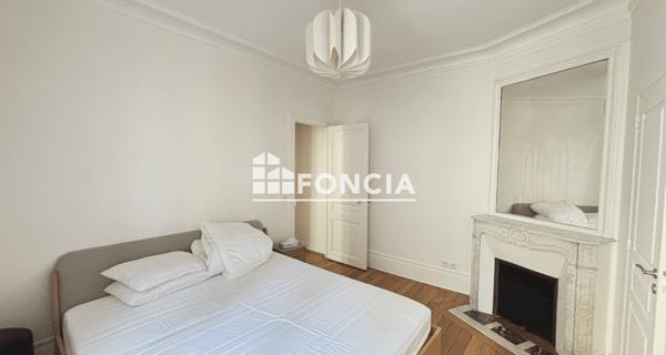 Location Appartement meublé 2 pièces 51.3 m² - Paris 75016