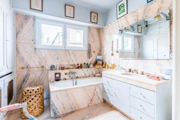 BORDEAUX SAINT GENES - APPARTEMENT T6 AVEC BALCON - BEAUCOUP DE CACHET - BELLES PRESTATIONS - DPE C - TRAVERSANT - CALME