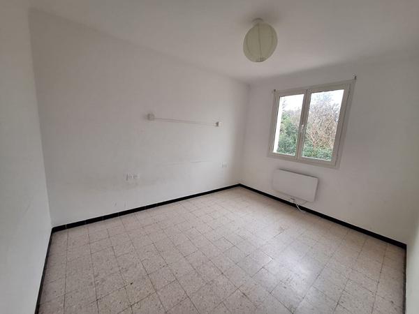 A VENDRE RODILHAN : Immeuble de 4 lots