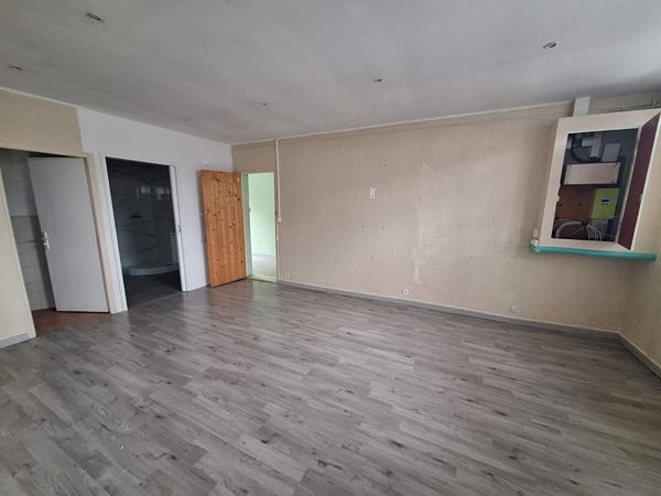 A VENDRE RODILHAN : Immeuble de 4 lots