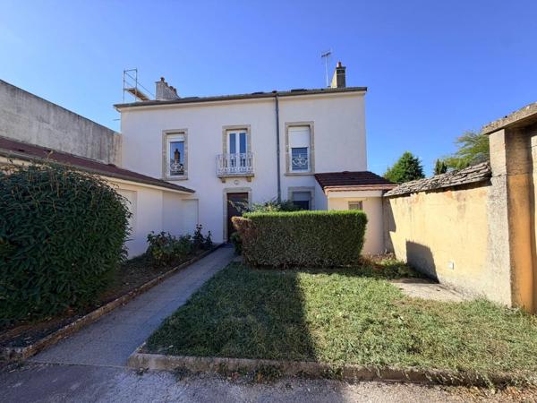 MARSANNAY LA COTE VILLAGE TRES BEL APPARTEMENT DE TYPE 2 AVEC TERRASSES