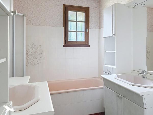 Maison à vendre 176 714 € Blaye 3 p 90 m² DPE D