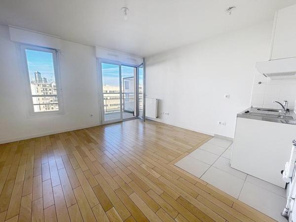 Studio neuf 28 m² avec terrasse – Ascenseur