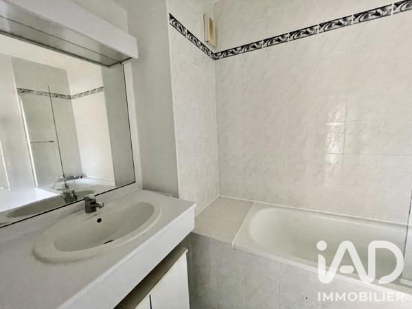 Location appartement 2 pièces 48 m² Saintry-sur-Seine