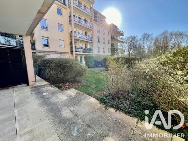 Location appartement 2 pièces 48 m² Saintry-sur-Seine